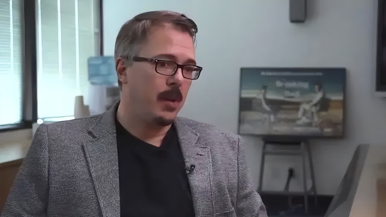 绝命毒师 风骚律师 文斯吉里根_风骚律师 索尔角色分析 绝命毒师 衍生剧评价_绝命毒师1~5 百度网盘