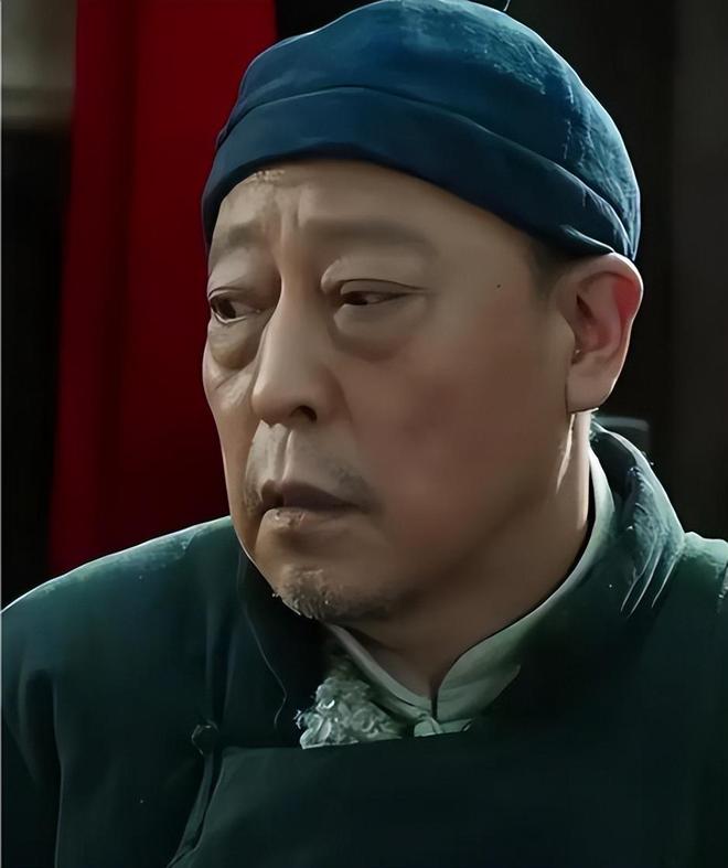 中国影视男演员图片带名字_2025年十位霸屏男演员演技分析_霸屏演员演技排名