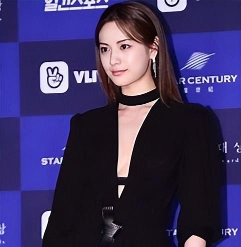 韩国跳舞明星名字_韩国女明星演技排名_韩国女歌手排名