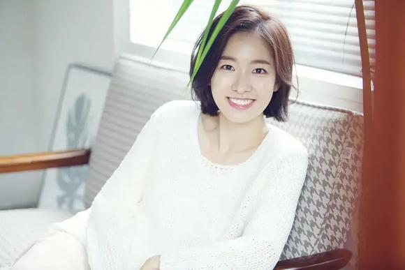 韩国超级名模电影 失踪悬疑剧情 模特界黑暗面_韩国电影讲一个画家和女模特