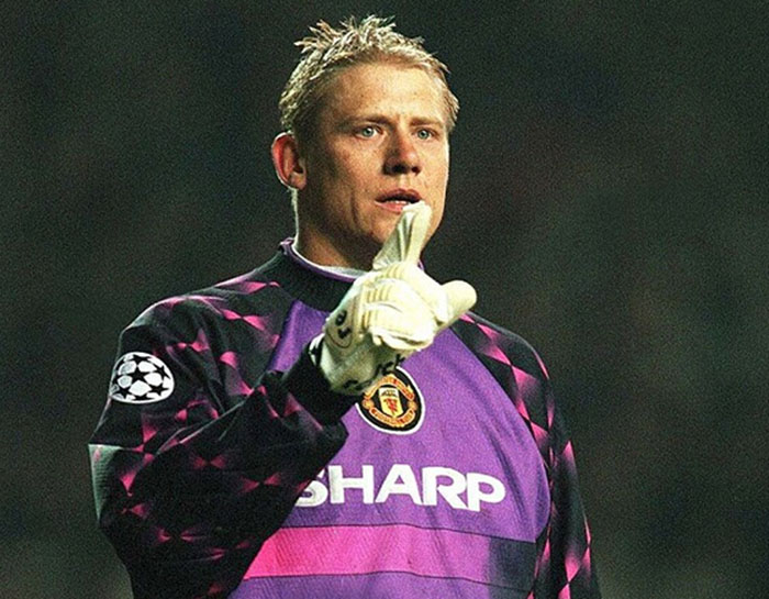 门将有必要买防撞服吗_最糟糕的守门员球衣设计_史上最丑门将球衣