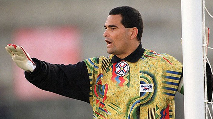 史上最丑门将球衣_门将有必要买防撞服吗_最糟糕的守门员球衣设计