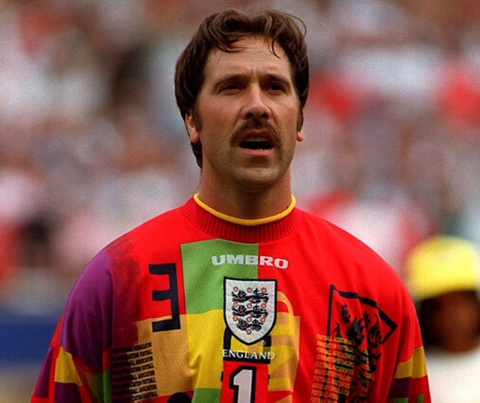 史上最丑门将球衣_门将有必要买防撞服吗_最糟糕的守门员球衣设计