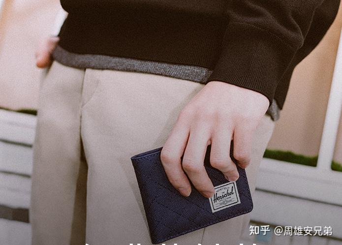 钱包品牌标志大全_百度图片搜索_男士钱包怎么选_男士钱包材质选择
