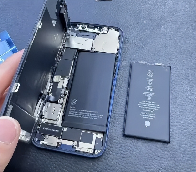  iPhone 11 耐用性分析 5年使用 _iPhone 11 维修数据 2025年 _苹果怎么查有没有维修