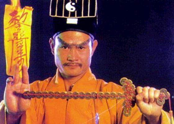 cf英雄人物,cf手游选手个人实力排名?