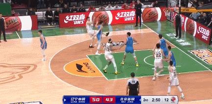 穿越火线23-0（警方将公布来女士失踪案最新进展）
