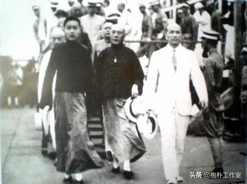 dnf皇室尊亲,中国红赤子心的好词好句