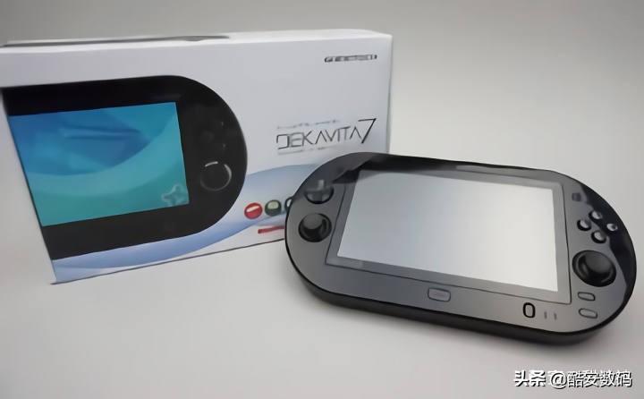 psv2000卡套是干什么的_PSP游戏机历史发展_PSP与PSV对比分析