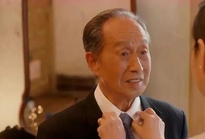 因癌症去世的明星名单_2021年娱乐圈明星去世名单_最近几年离世的明星图片