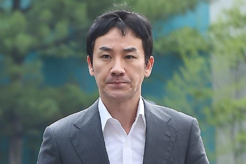 韩国娱乐圈渣男事件_朴灿烈前女友爆料_韩国爱豆地位低
