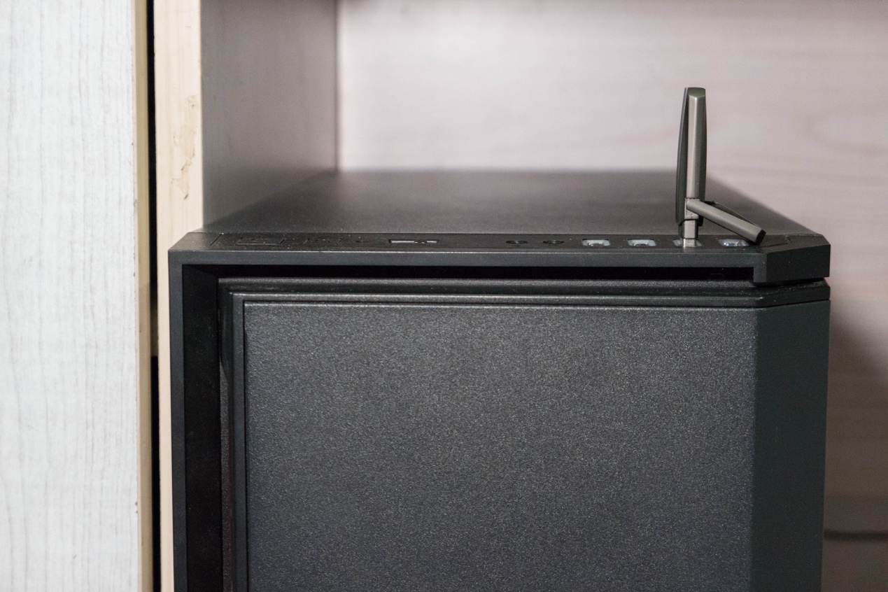 爱国者固态U盘_u盘里的游戏能储存吗_固态U盘优点缺点