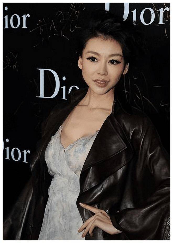 十大娱乐圈身材最好的女明星排行榜_中国女演员排名_最性感女明星榜单