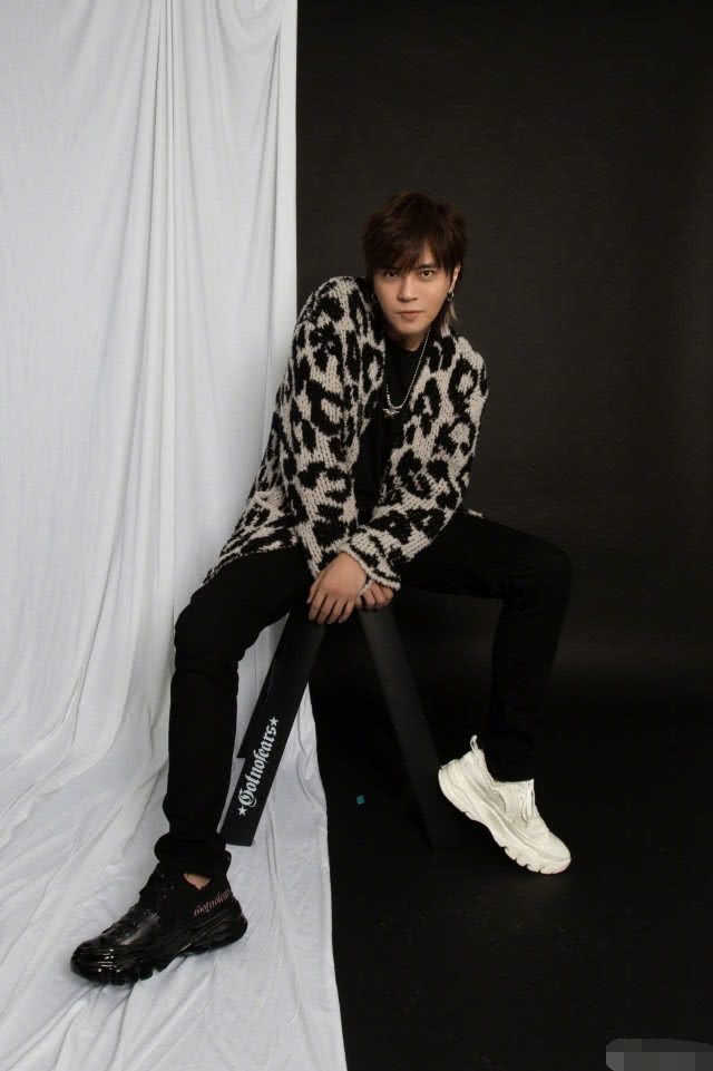 罗志祥周扬青分手丑闻_周扬青爆料罗志祥出轨细节_罗志祥微博那个视频是用什么软件