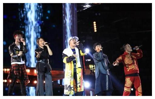 下一季《中国好声音》导师人选成话题,那英有望“王者归来”?