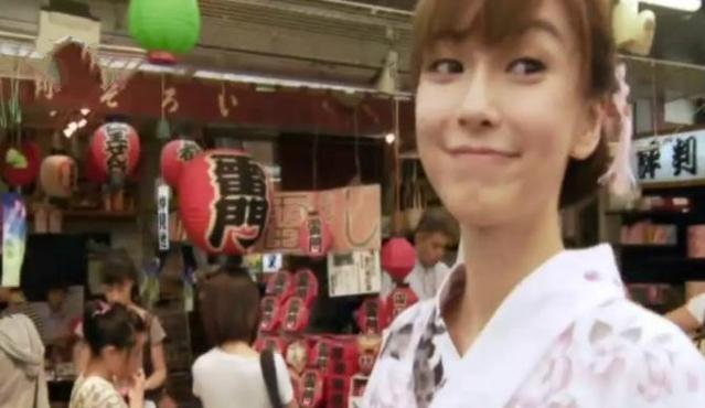 Baby和服旧照曝光,年轻时期的她混血颜超甜美洋气,都说她没整容