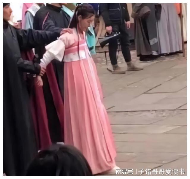 a计划给成龙替身的是谁_成龙替身钱嘉乐_替身演员