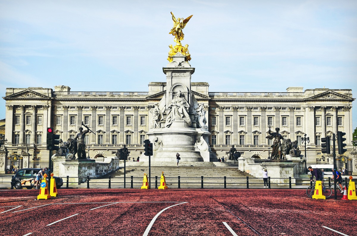 英国女王有没有诽闻?pc_英国王室开销_英国王室象征意义