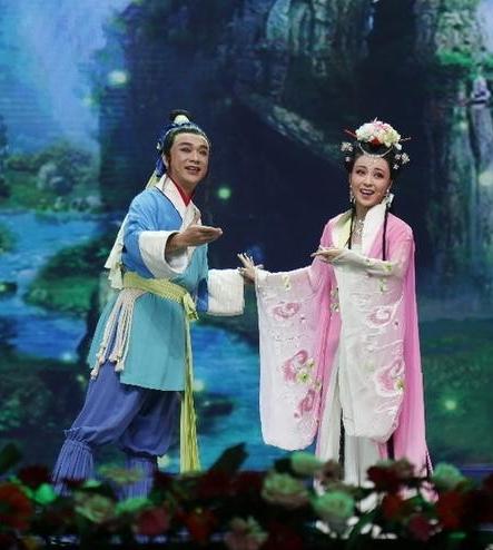全息投影视频用什么软件做_全息影像舞台剧_全息投影技术