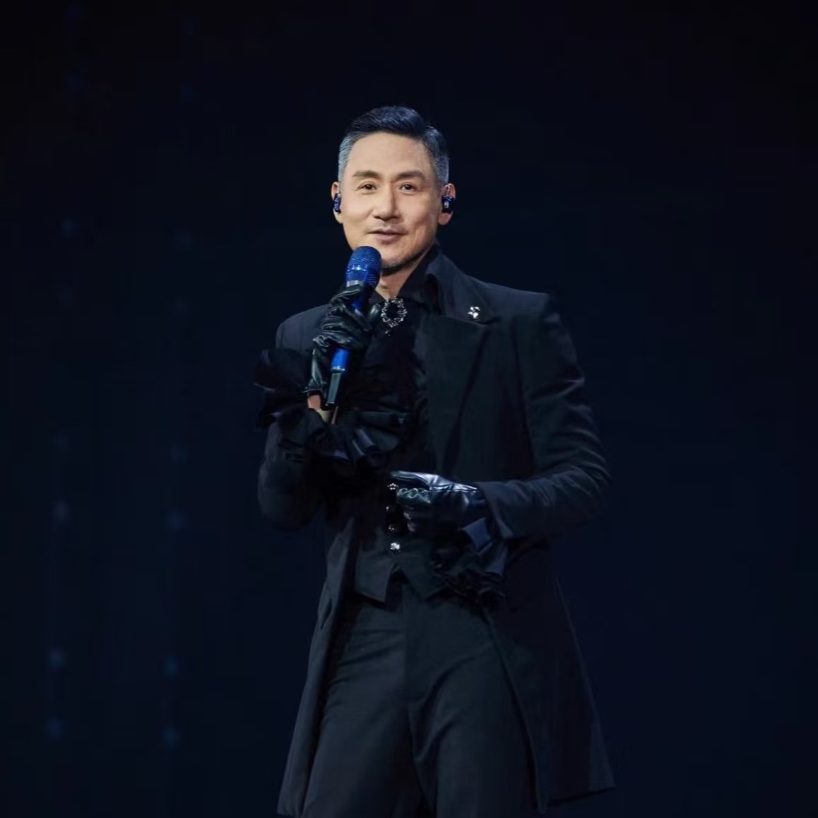 华语乐坛男歌手实力排名_华语乐坛十大男歌手盘点_中国歌手人气排名张杰