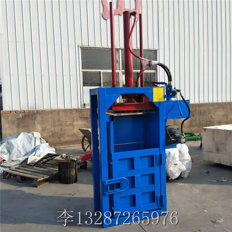 湖北恩施纸箱手动打包机工作视频