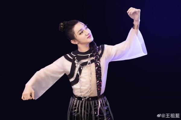 百变大咖秀吉杰模仿亚当兰伯特_百变大咖秀经典场面_百变五侠百变讲坛