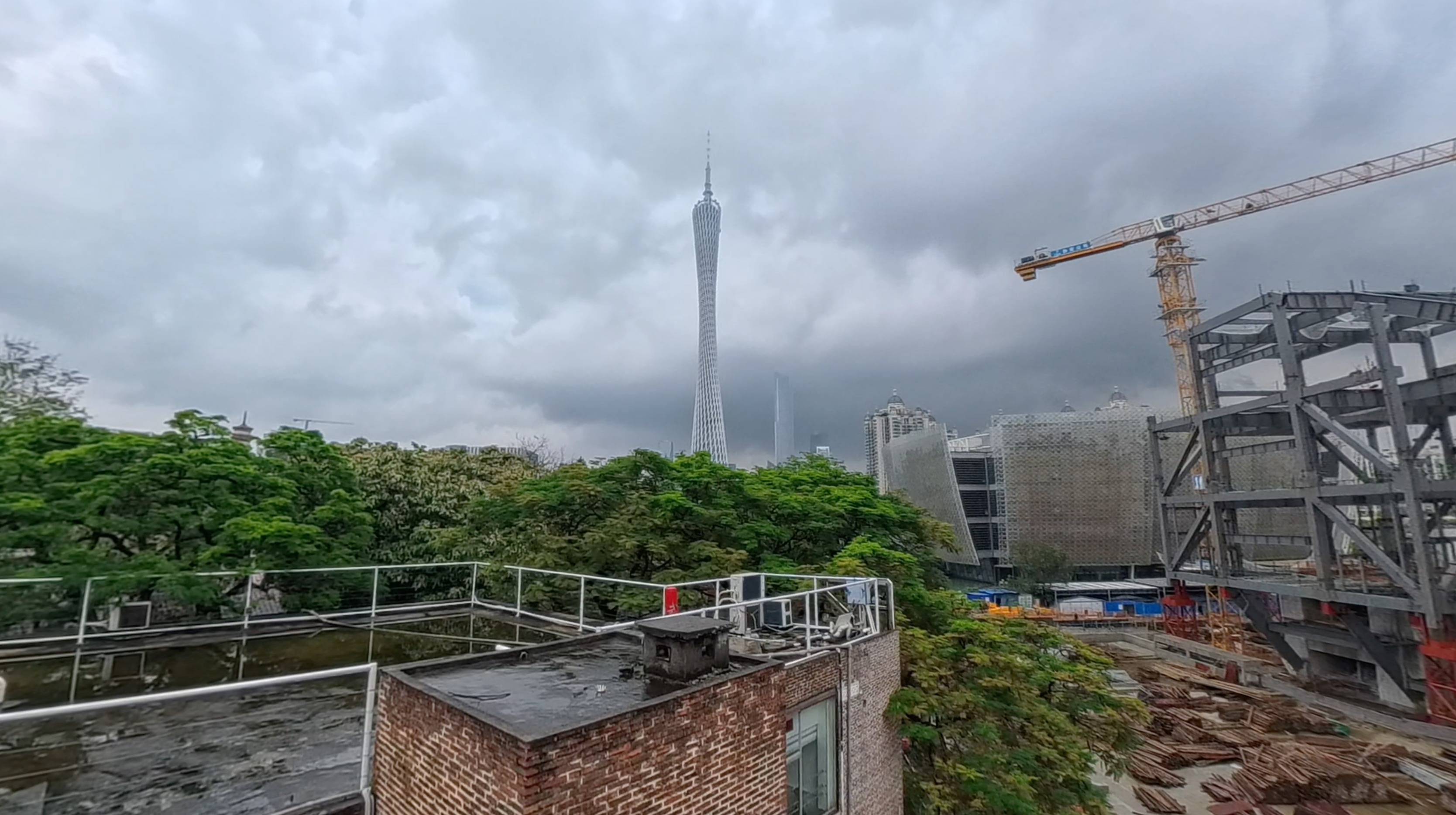 影石X5夜景录像模式_什么软件可以提高弱光拍摄_全景相机弱光拍摄