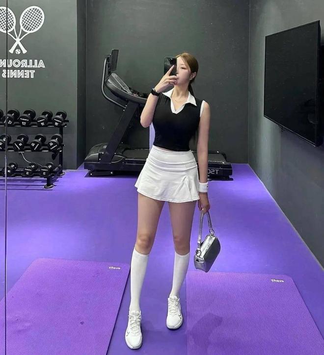 韩国超人气网络模特_网红成功秘诀_韩国时尚模特崔素美