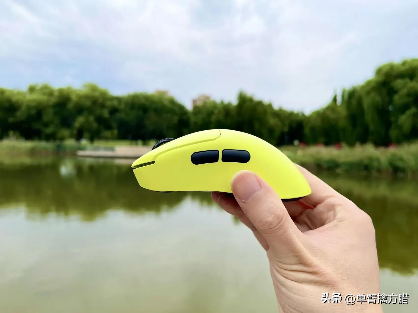 雷柏VT3系列评测_小手游戏鼠标推荐2025_雷柏VT3s鼠标